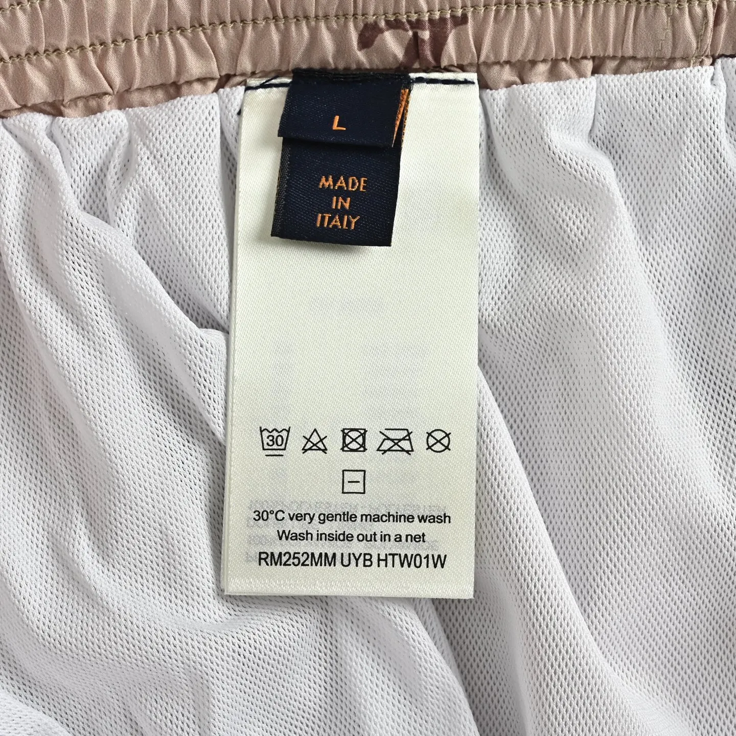Louis Vuitton/Louis Vuitton presbyopic Khaki all-over printed suit shorts